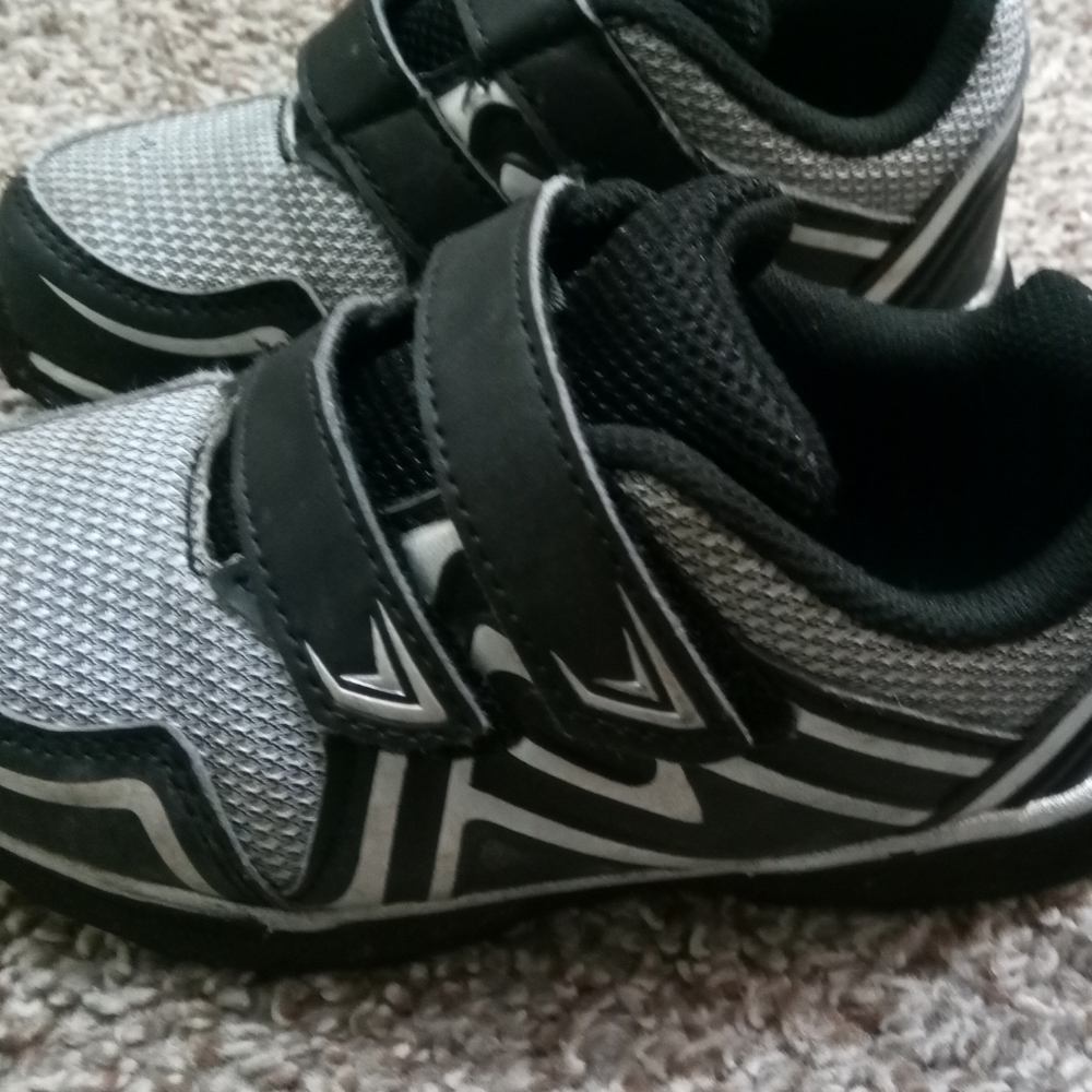 Boys size 10 sneakers